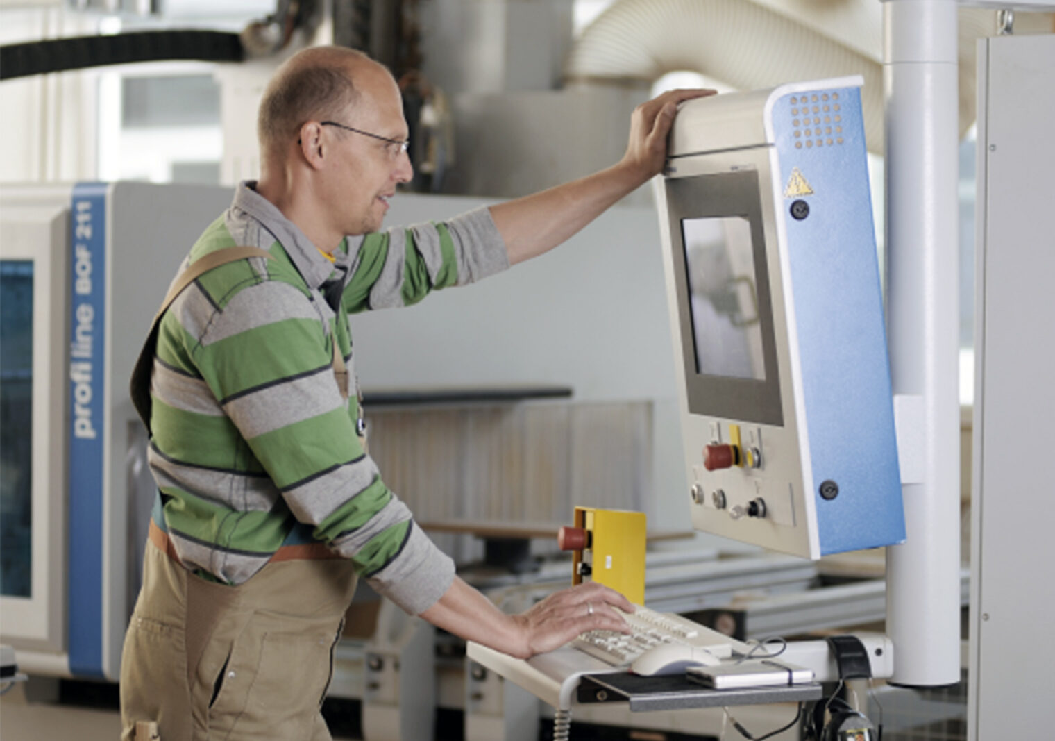 CNC-Maschine in der Schreinerwerkstatt Bildungszentrum 2 Nürnberg